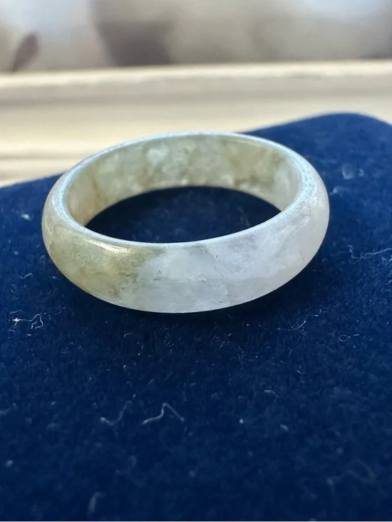 Smooth Green Jasper Ring - Picture 11 of 11